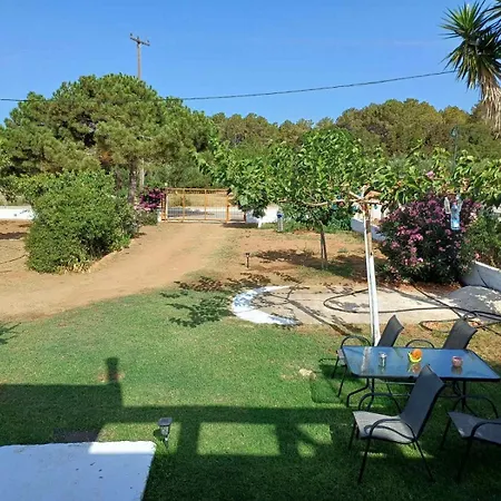 Hébergement de vacances Sofia's Yard House Loutra Killinis