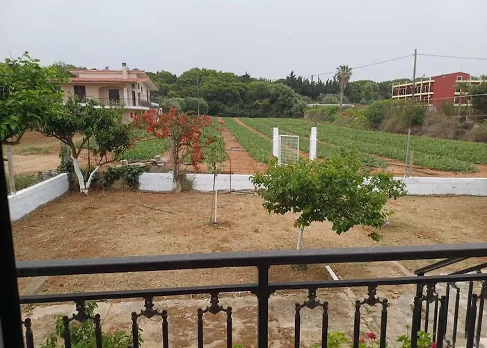 Sofia's Yard House לוטרה קיליניס