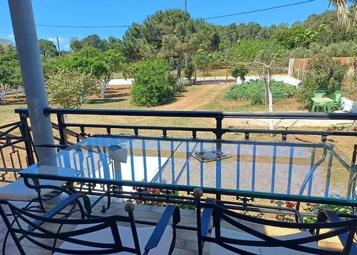 Sofia's Yard House * לוטרה קיליניס