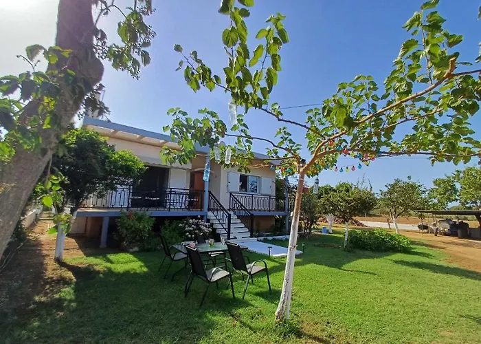 בית נופש Sofia's Yard House לוטרה קיליניס